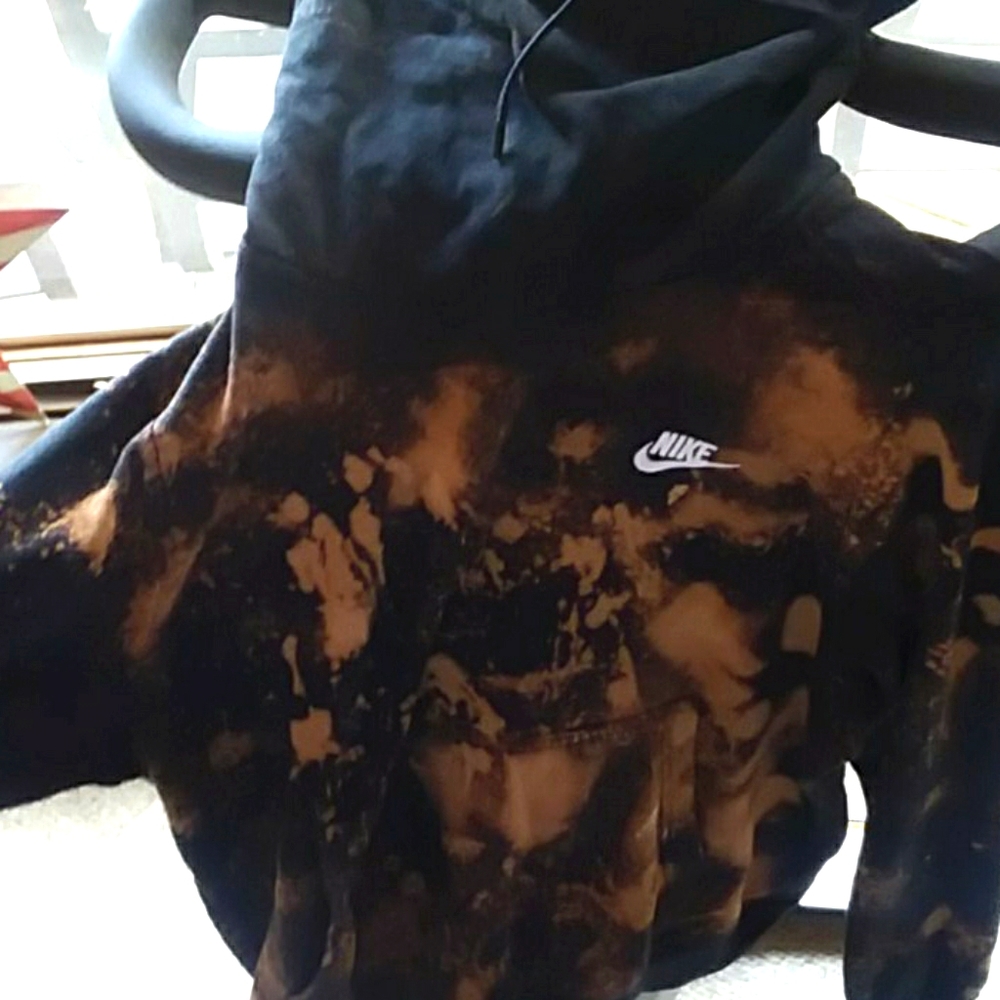 Nike sweatshirt